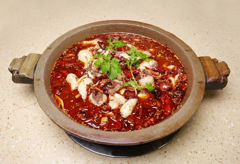 冬季石锅生意爆发指南：石锅羊肉+石锅鸡是最强组合